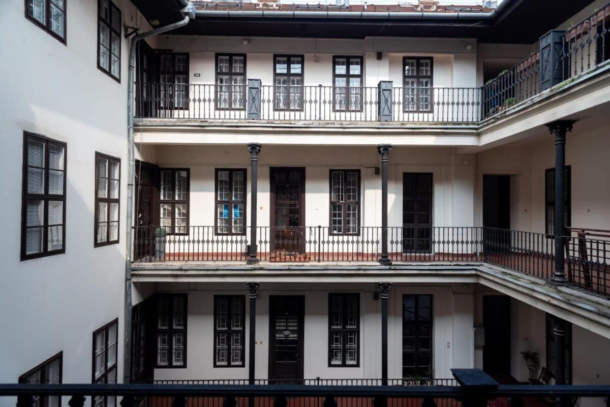 Lovely Downtown Apartment Close To The Basilica 부다페스트 외부 사진